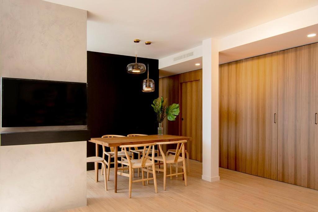 サラゴサEl Balcon De Plaza Santo Domingoアパートメント エクステリア 写真