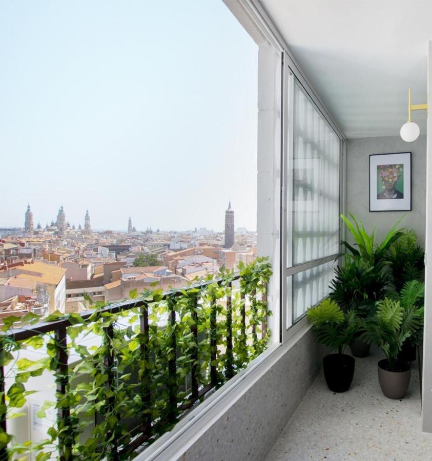 サラゴサEl Balcon De Plaza Santo Domingoアパートメント エクステリア 写真